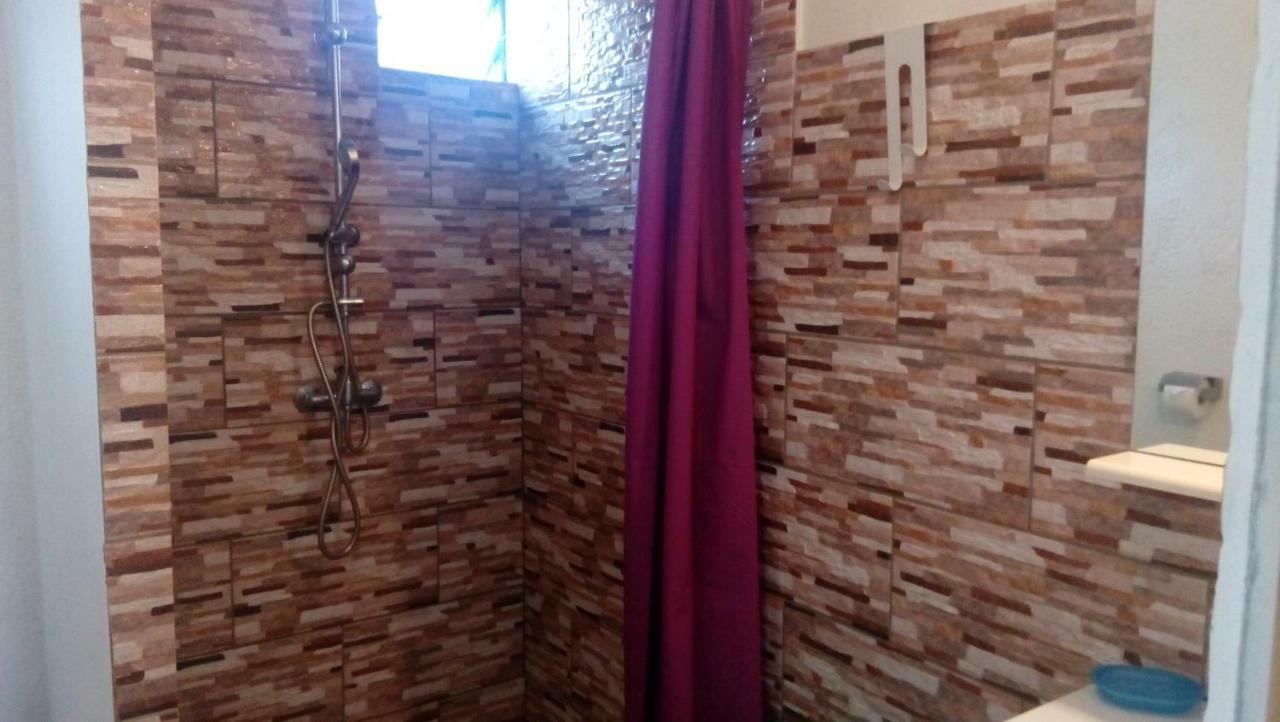 Le Refuge Apartment Сен-Лу Екстериор снимка